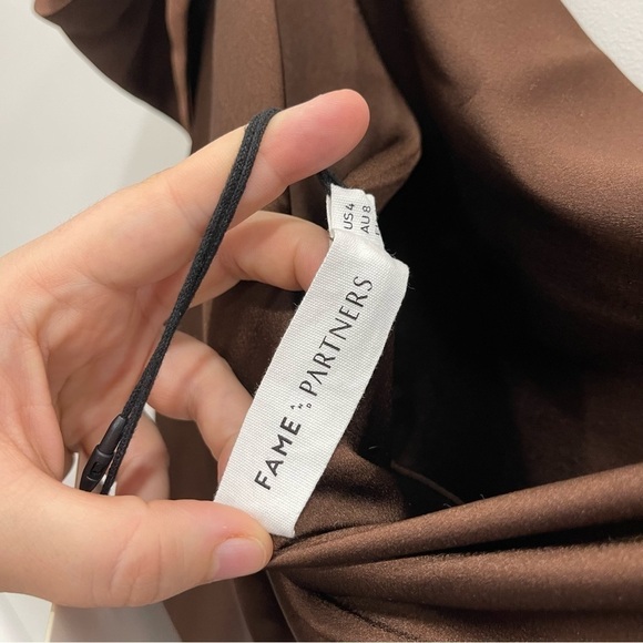 Fame And Partners The Elyse Dress Matte Satin Dark Chocolate Draped Size 4 - Picture 9 of 14
